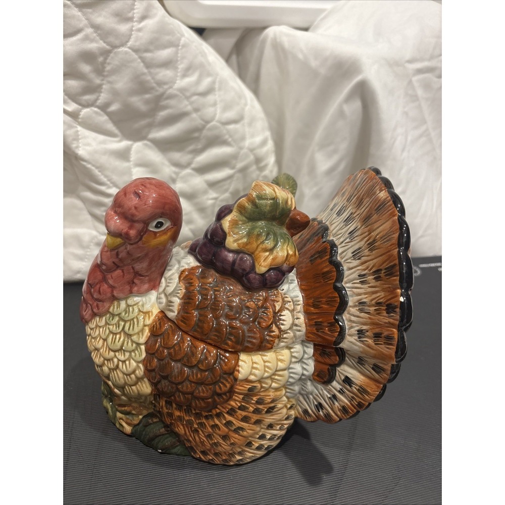 Thanksgiving Ceramic Turkey Gravy/sauce Boat.